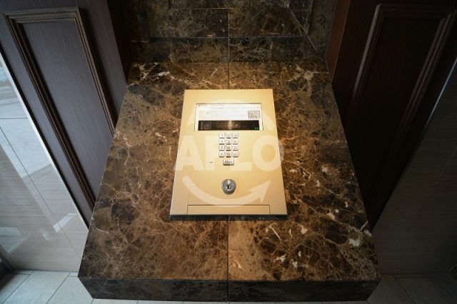 セキュリティ　プレサンス松屋町駅前　オートロック付