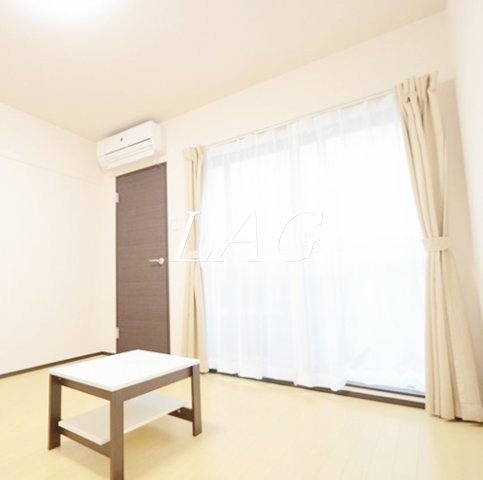 居室・リビング　洋室のお部屋です。