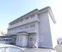 建物外観　川沿いの大きなマンション・