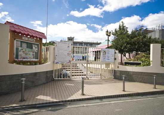 幼稚園・保育園　墨江幼稚園（幼稚園・保育園）まで574m