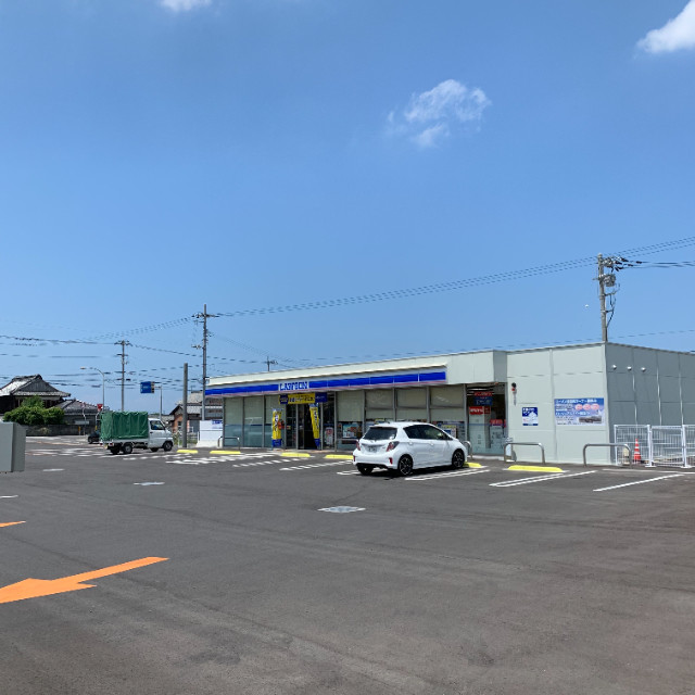 コンビニ　ローソン観音寺柞田町山王店（コンビニ）まで1279m