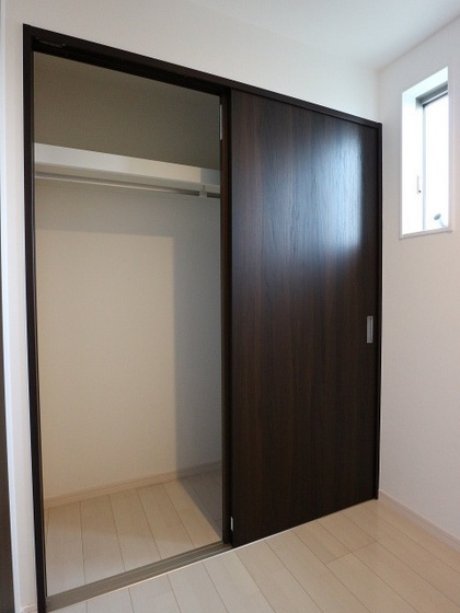 収納　※掲載写真は同マンション別部屋参考写真となります。