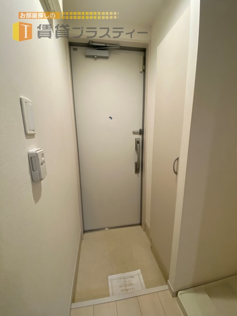 玄関　毎日ここからスタートです