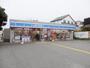 コンビニ　ローソン箕面桜三丁目店（コンビニ）まで886m