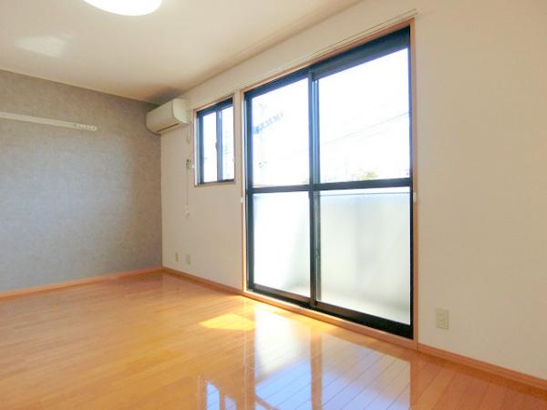 居室・リビング　写真は別のお部屋のイメージです