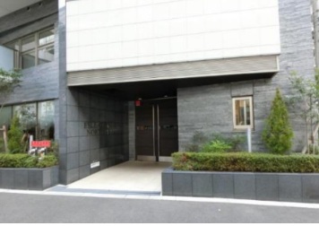 エントランス　建物の内部です