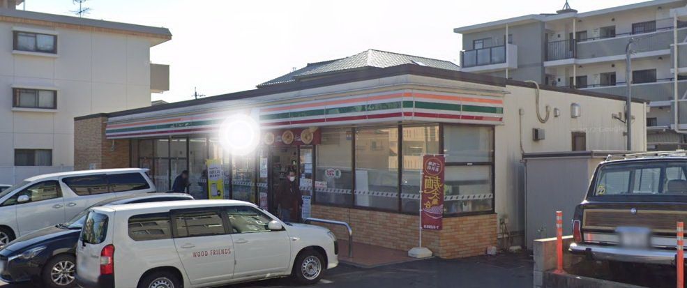 コンビニ　セブンイレブン名古屋一社4丁目店（コンビニ）まで520m