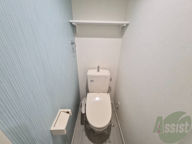 トイレ　トイレは綺麗でウォッシュレットも付いて快適にお使い頂けます。