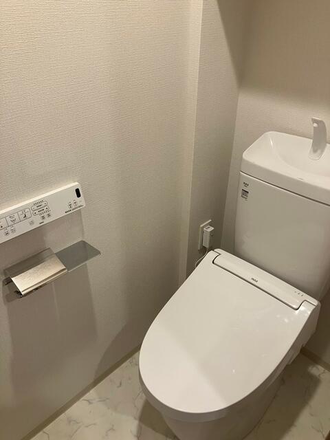 トイレ　シンプルで使いやすいトイレです