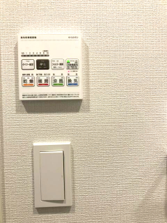 その他　浴室乾燥機付き