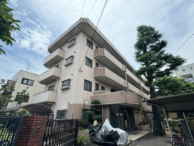 建物外観　鉄筋コンクリート造♪