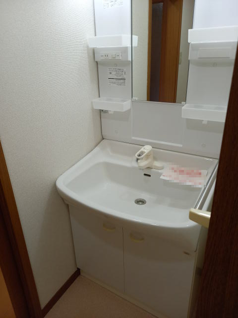 洗面設備　同仕様