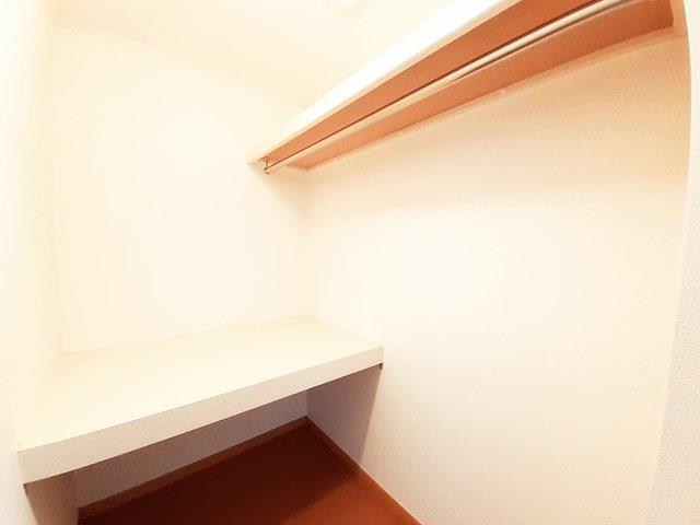 収納　ウォークインクローゼット付きです。