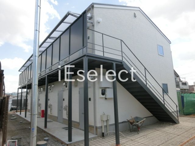 建物外観　2018年3月完成竣工。