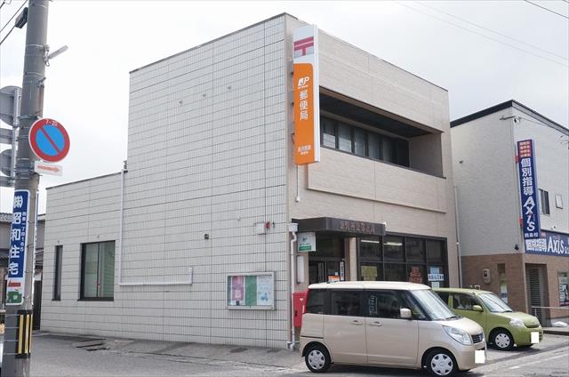 郵便局　金沢西泉郵便局（郵便局）まで351m