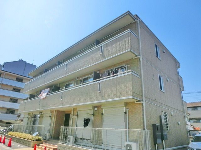 建物外観　２００９年築