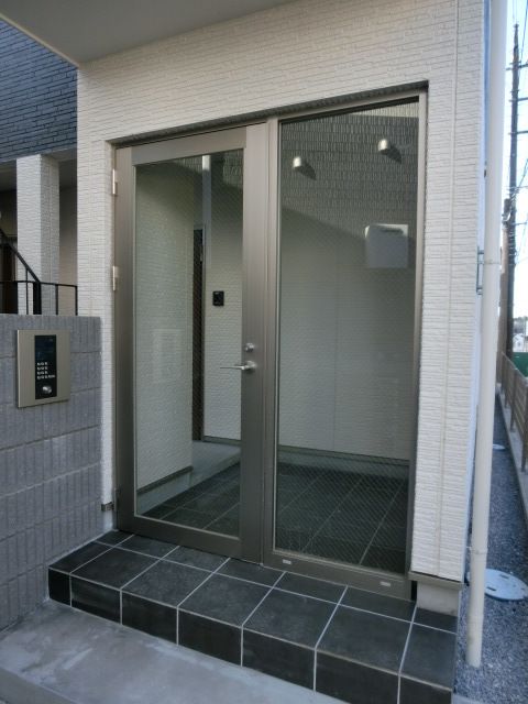 エントランス　お部屋へはこちらから