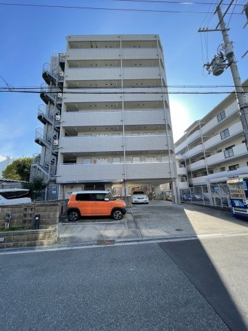 建物外観　おしゃれな外観です