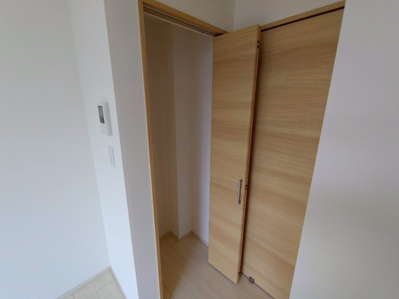 収納　※別部屋写真参照