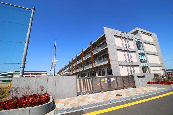 小学校　さいたま市立美園北小学校（小学校）まで600m