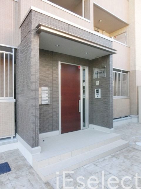 エントランス　お部屋へはこちらから