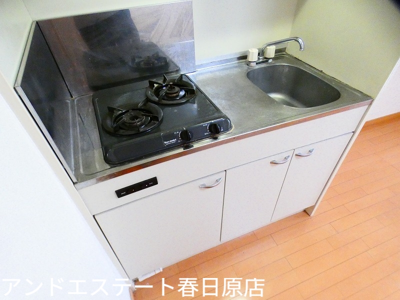 キッチン　便利な２口コンロ付き