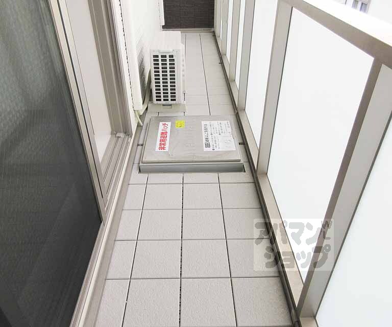 バルコニー　広々としたベランダです