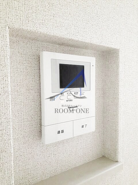 セキュリティ　モニター付きインターホンです。