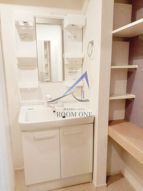 洗面設備　洗面台です。