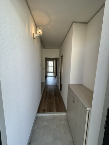 玄関　シンプルで使いやすい玄関です