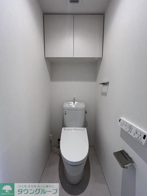 トイレ　※写真は同タイプ住戸です。