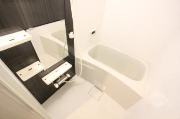 バス・シャワールーム　同社施工の参考写真・イメージ写真です