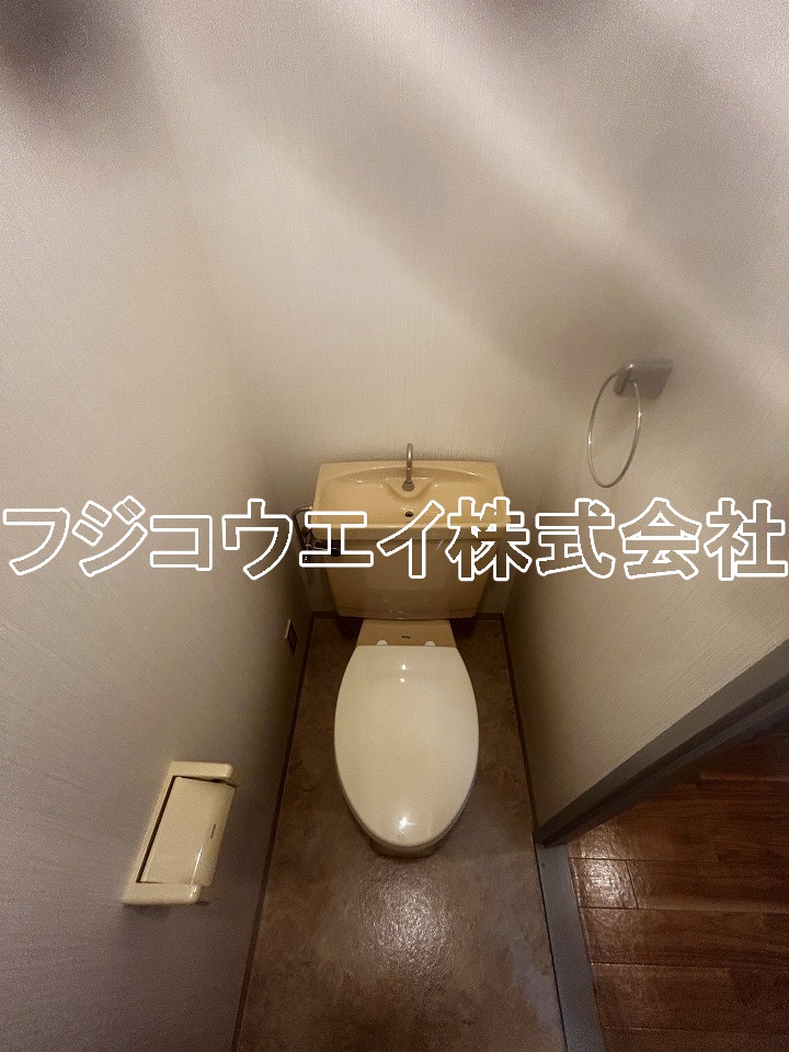 トイレ　別号室参考写真