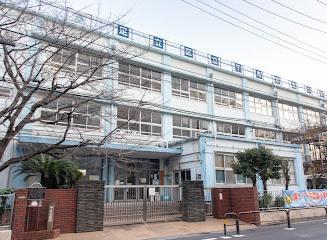 小学校　足立区立千寿常東小学校（小学校）まで180m