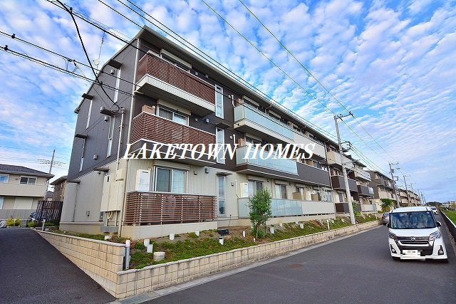 建物外観　レイクタウンでのお住まい探しは、地元の当社にお任せ下さい！！
