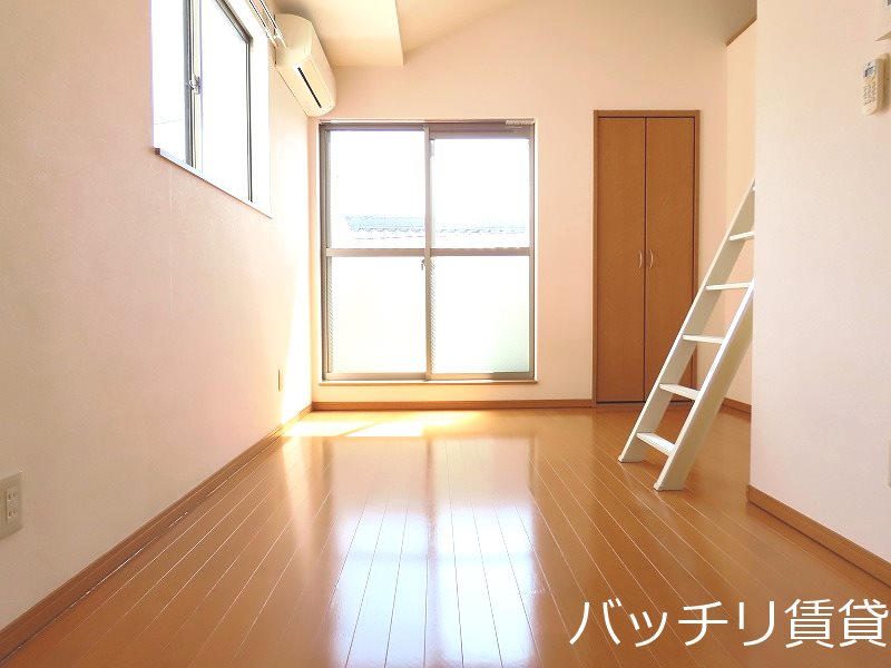 バルコニー　別号室写真の為、現況を優先いたします。