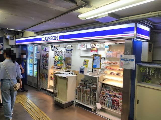 コンビニ　ローソン阪急淡路駅前通店（コンビニ）まで416m
