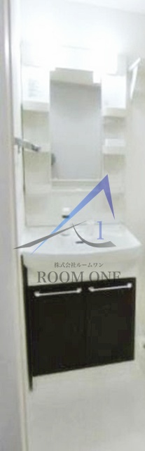 洗面設備　洗面台です。