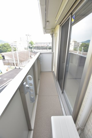 バルコニー　別号室の画像です。ご参考下さい