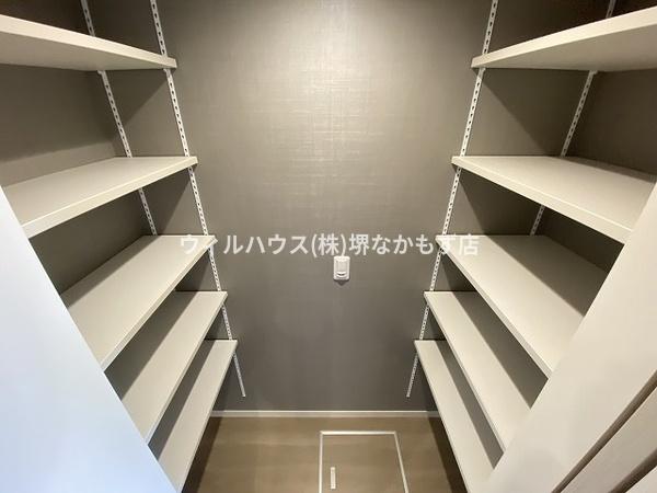 収納