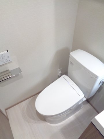 トイレ　コンパクトで使いやすいトイレです