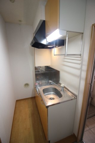 キッチン　フルール・Ｆ　豊島区東池袋2