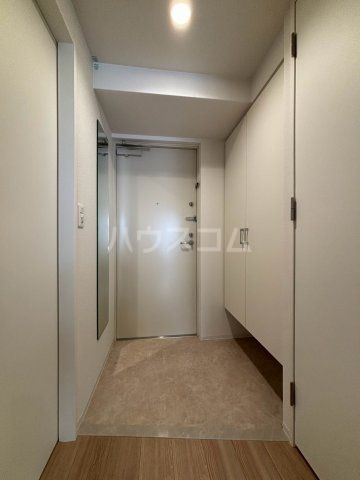 セレニテ梅田北グランデの玄関写真