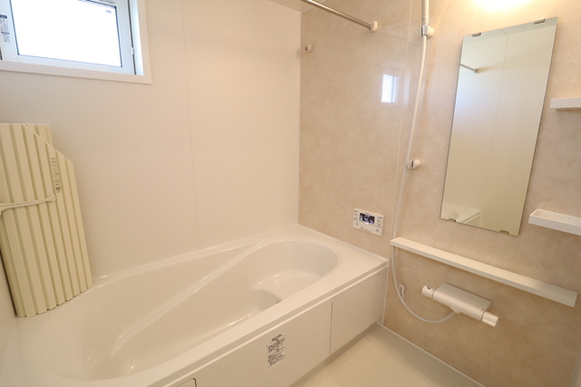 バス・シャワールーム　追い焚き給湯