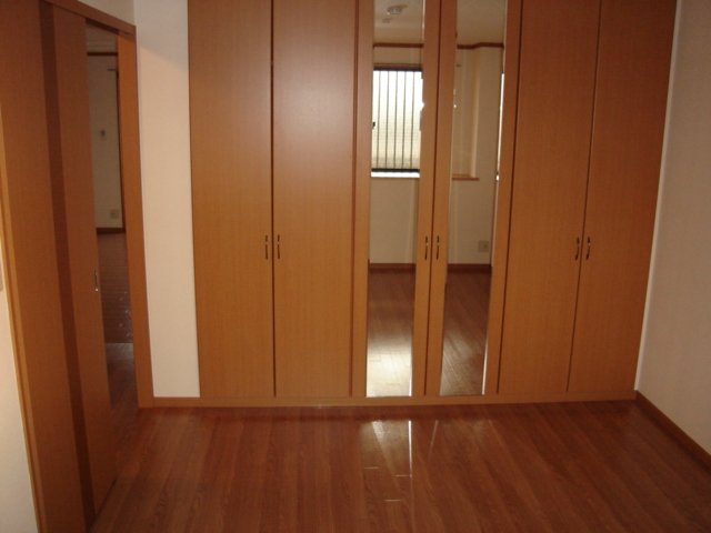 その他部屋・スペース　洋室(姿鏡付きＣＬ)