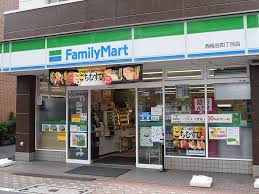 コンビニ　ファミリーマート古川工業高校前店（コンビニ）まで92m