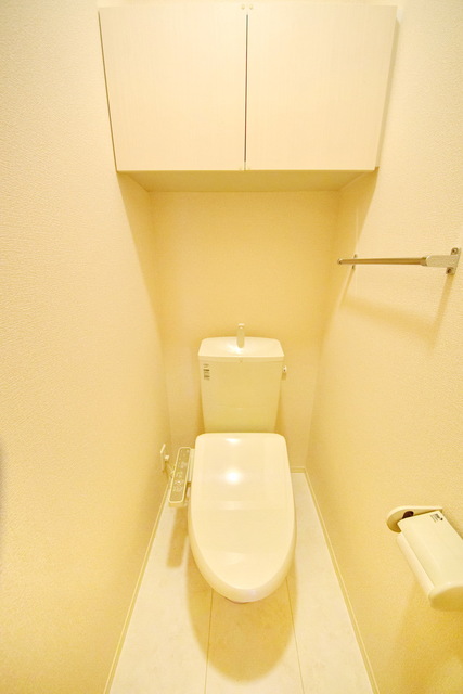 トイレ　～別号室参考写真～