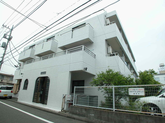 建物外観　しっかりとした鉄筋コンクリート造マンションです♪