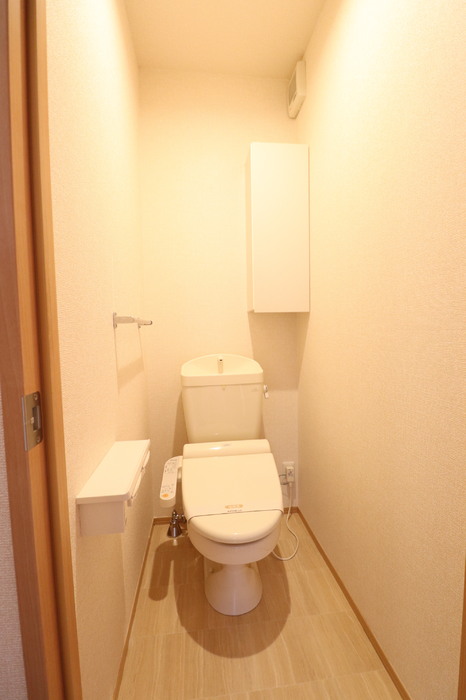 トイレ　別号室参考写真