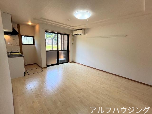 居室・リビング　室内（イメージ）